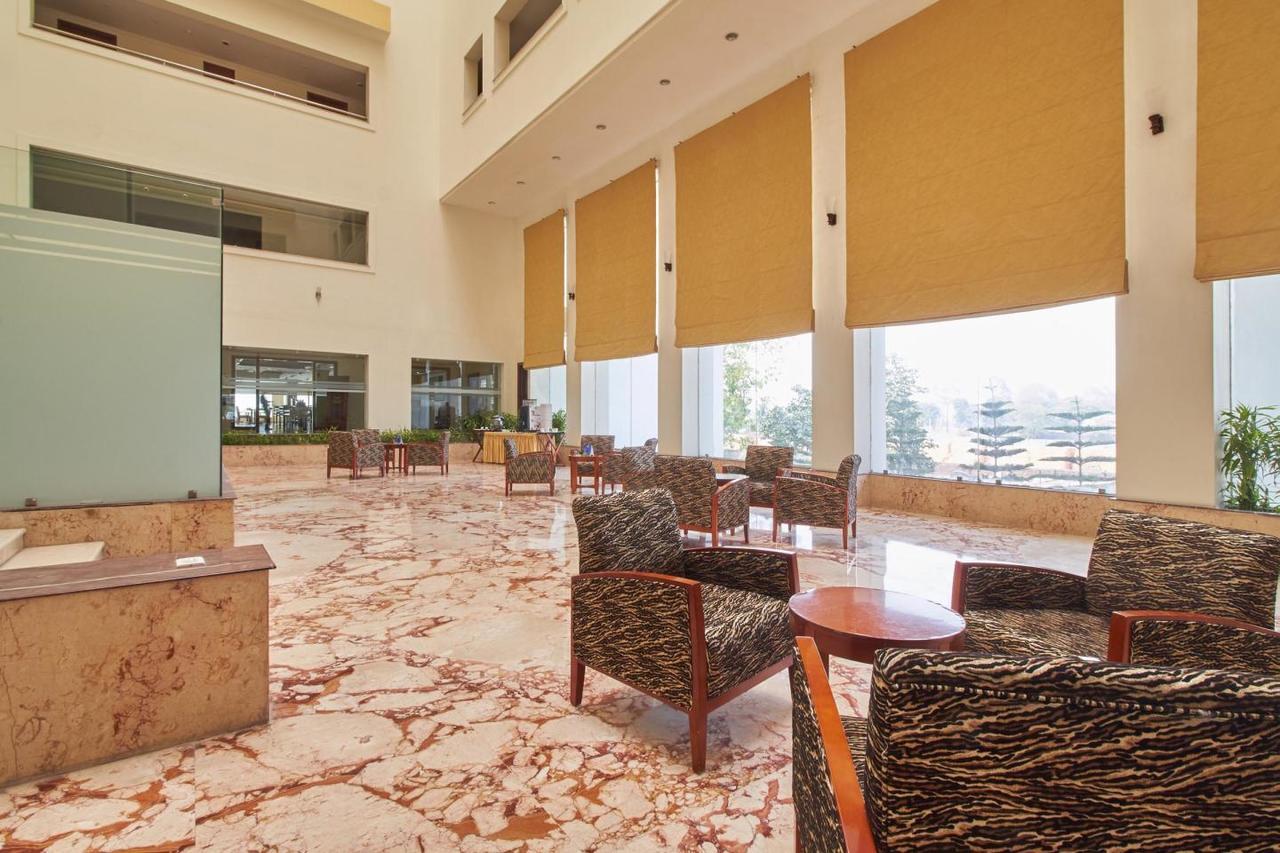 Royal Sarovar Portico Siliguri Exterior photo
