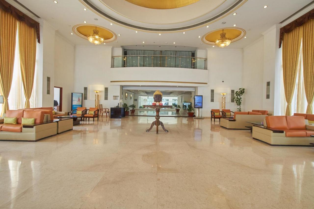 Royal Sarovar Portico Siliguri Exterior photo