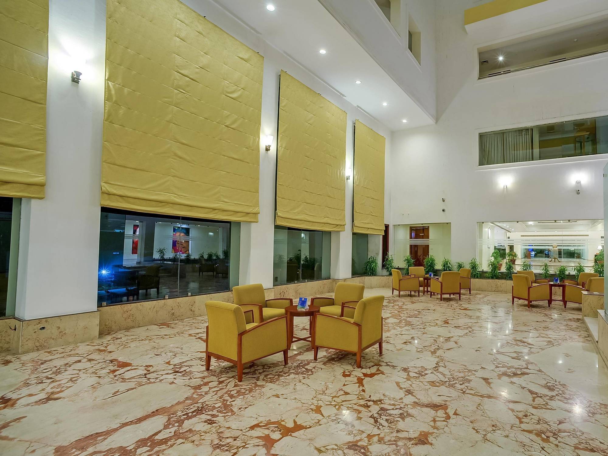 Royal Sarovar Portico Siliguri Hotel Exterior photo