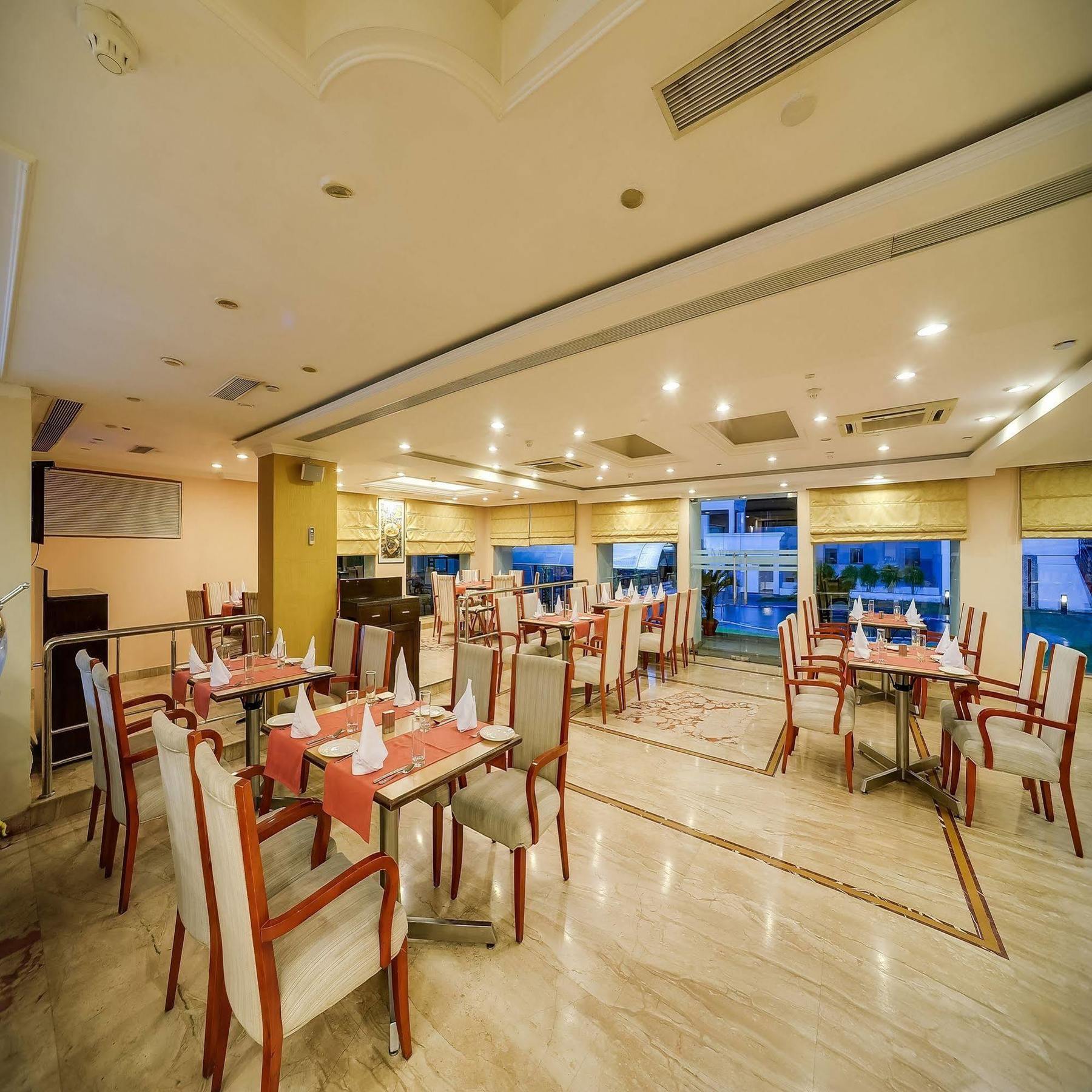 Royal Sarovar Portico Siliguri Exterior photo
