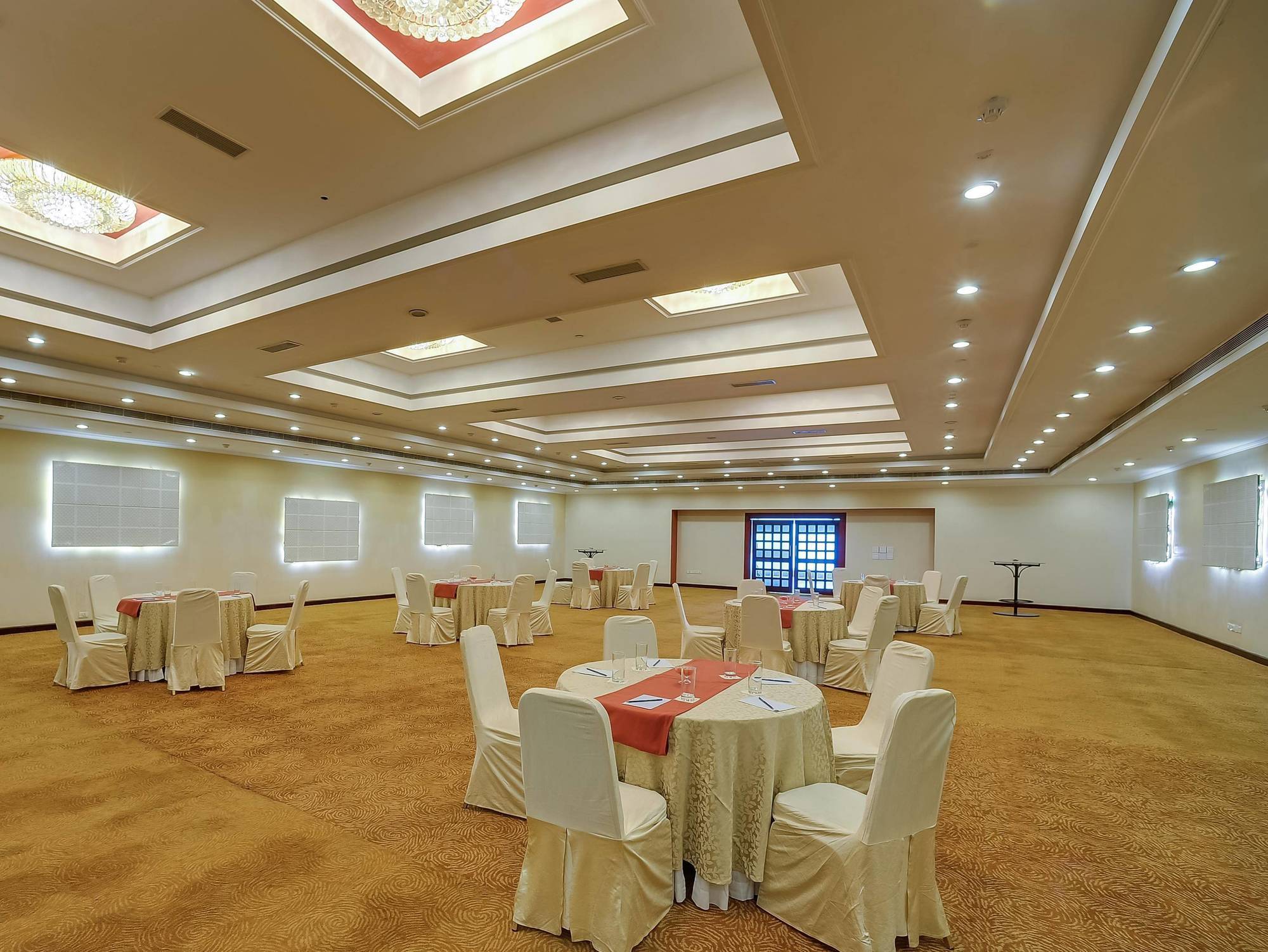 Royal Sarovar Portico Siliguri Exterior photo